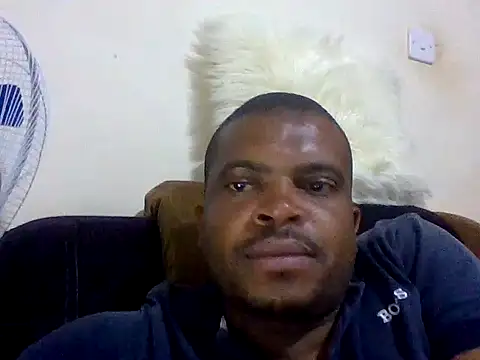 lui cuuty online show from October 2025 04:18:01 PM