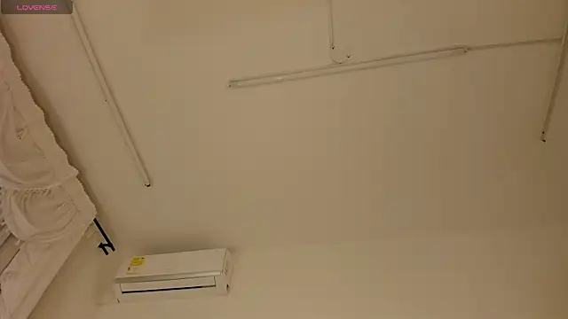 Samanntha Rose online show from February 2026 01:11:01 PM