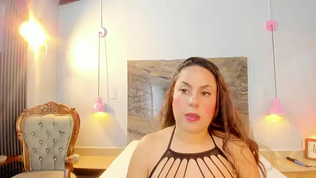 Snapshot of Alisson_zambrano chatting on November 2025 08:20:02 PM Alisson zambrano online show from November 2025 08:20:02 PM