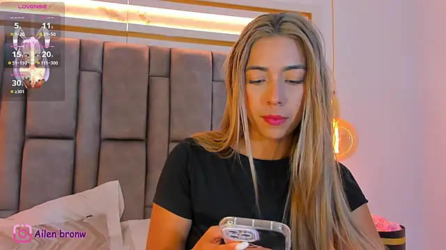 elianabrown online show from February 2026 12:43:01 AM