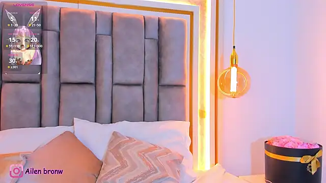 elianabrown online show from November 2025 11:38:02 PM