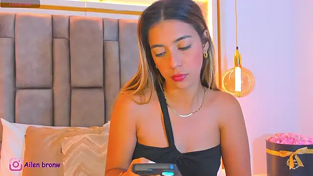 elianabrown online show from November 2025 10:46:01 PM