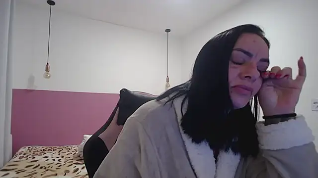 Snapshot of YasmimBrasil chatting on July 2026 05:36:02 AM YasmimBrasil online show from July 2026 05:36:02 AM