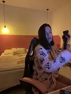 YasmimBrasil online show from May 2026 07:37:02 AM