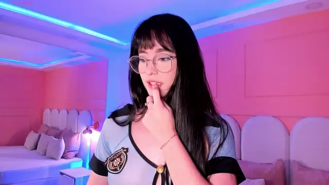 emilly williams  online show from July 2026 05:34:01 PM
