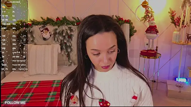 Lolly Neal online show from December 2025 04:45:01 AM