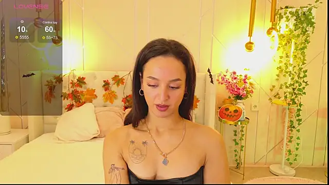 Lolly Neal online show from October 2025 04:57:02 AM