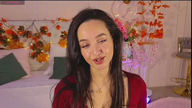 Lolly Neal online show from December 2025 04:44:02 AM