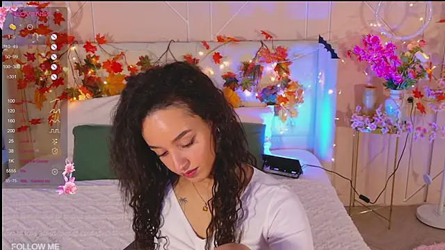 Lolly Neal online show from November 2025 04:57:02 AM