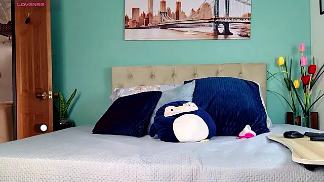 yanella fire online show from March 2026 02:12:01 PM