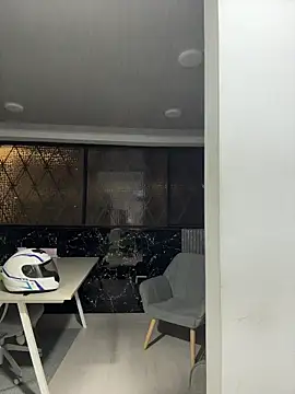 Victoria Adams14 online show from November 2025 05:01:02 AM