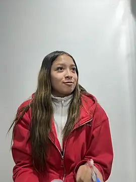 Victoria Adams14 online show from November 2025 03:00:02 AM