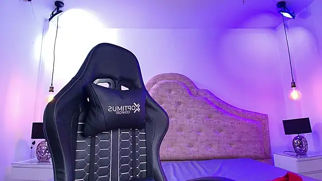 Victoria Adams14 online show from November 2025 06:24:02 AM