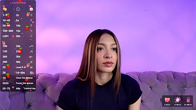 Victoria Adams14 online show from March 2025 02:36:01 PM