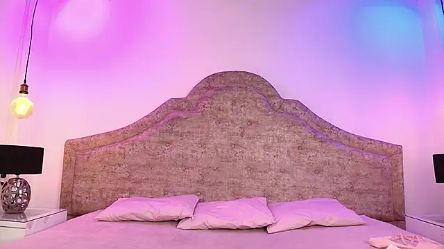 Victoria Adams14 online show from October 2025 03:40:02 AM