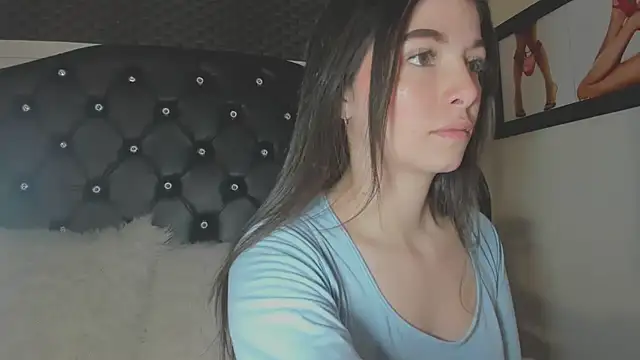 Snapshot of diana_queen_ chatting on November 2025 10:21:01 PM diana queen online show from November 2025 10:21:01 PM