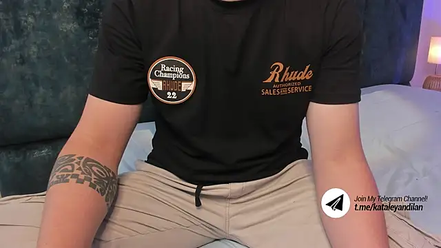 Snapshot of kataleyandliam chatting on February 2025 07:41:02 PM kataleyandliam online show from February 2025 07:41:02 PM