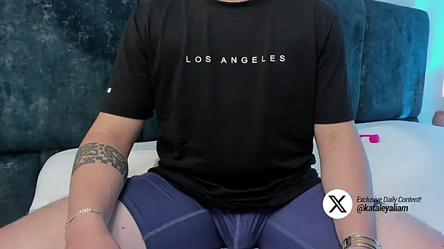 Snapshot of kataleyandliam chatting on March 2025 10:38:01 PM kataleyandliam online show from March 2025 10:38:01 PM