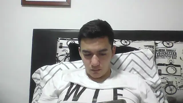 Estebitan vm online show from March 2026 04:28:01 AM