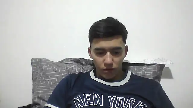 Estebitan vm online show from November 2025 02:32:02 AM