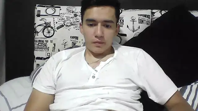 Snapshot of Estebitan_vm chatting on March 2025 03:32:01 AM Estebitan vm online show from March 2025 03:32:01 AM