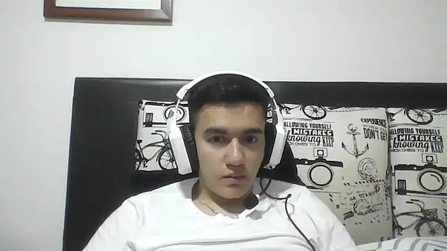 Snapshot of Estebitan_vm chatting on March 2026 05:08:02 AM Estebitan vm online show from March 2026 05:08:02 AM