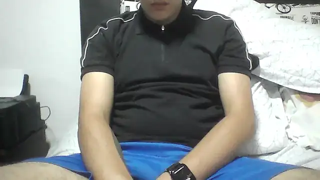 Snapshot of Estebitan_vm chatting on February 2026 03:51:02 AM Estebitan vm online show from February 2026 03:51:02 AM