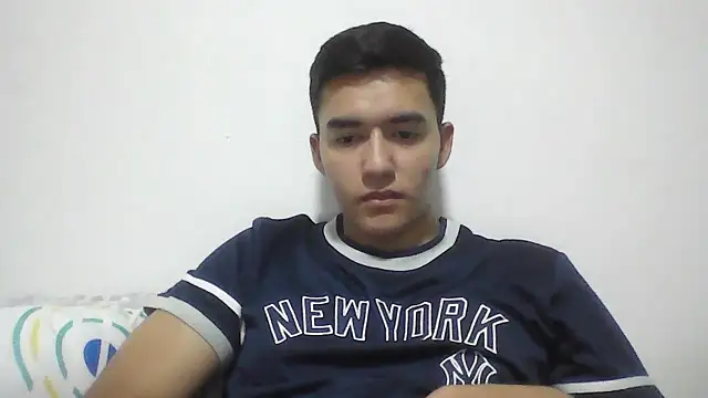 Snapshot of Estebitan_vm chatting on January 2026 11:41:02 PM Estebitan vm online show from January 2026 11:41:02 PM