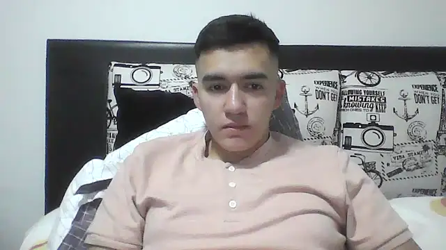 Snapshot of Estebitan_vm chatting on February 2026 04:59:02 AM Estebitan vm online show from February 2026 04:59:02 AM