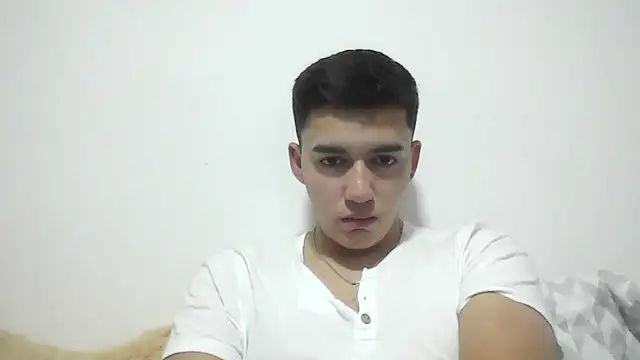 Estebitan vm online show from November 2025 05:06:02 PM