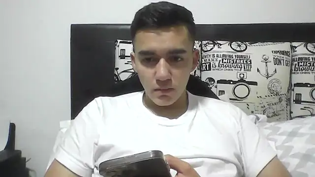 Snapshot of Estebitan_vm chatting on February 2026 04:34:02 AM Estebitan vm online show from February 2026 04:34:02 AM