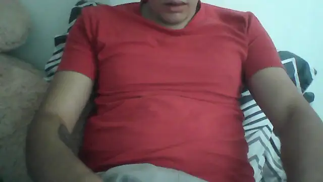 Snapshot of Estebitan_vm chatting on November 2025 02:22:02 PM Estebitan vm online show from November 2025 02:22:02 PM