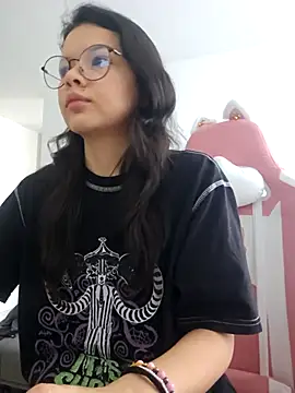 azumiichan online show from February 2026 02:02:01 PM