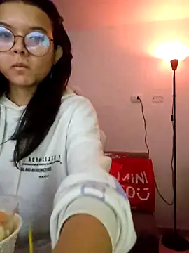 azumiichan online show from December 2025 12:11:02 AM