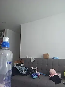 azumiichan online show from December 2025 01:54:02 PM