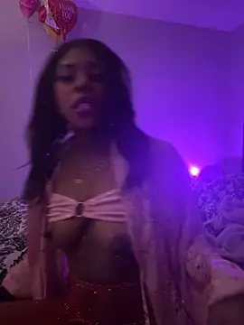 Snapshot of CamGirlLeanna chatting on March 2025 08:02:02 AM CamGirlLeanna online show from March 2025 08:02:02 AM