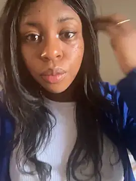 Snapshot of CamGirlLeanna chatting on February 2025 04:14:02 PM CamGirlLeanna online show from February 2025 04:14:02 PM