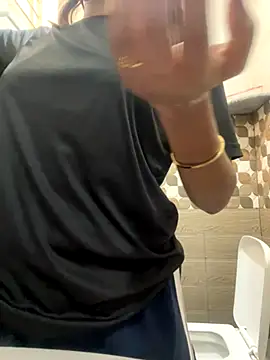 Snapshot of Soniya_776 chatting on November 2025 04:16:01 AM Soniya 776 online show from November 2025 04:16:01 AM