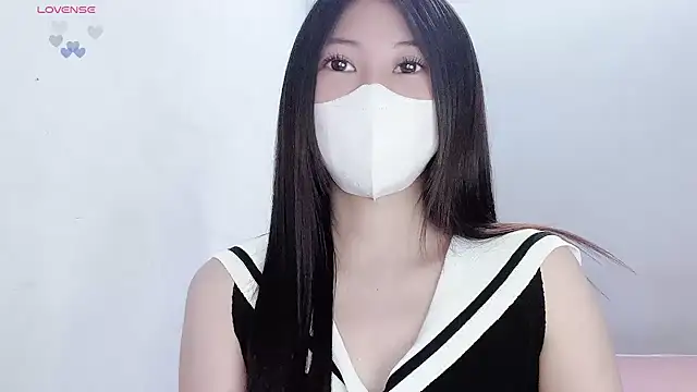 tanhxiu online show from December 2025 03:16:01 PM