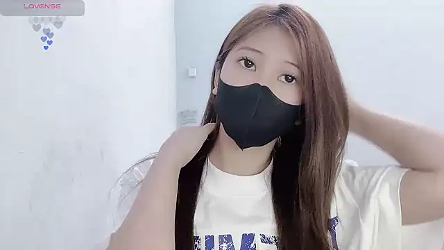 tanhxiu online show from March 2026 12:55:01 PM