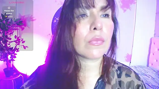 evelyn mature19 online show from September 2025 06:26:02 PM