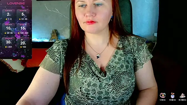 Nikki March online show from September 2025 02:01:01 PM