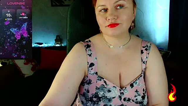 Nikki March online show from October 2025 08:16:02 AM