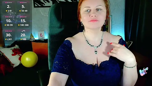 Nikki March online show from February 2025 03:21:01 PM