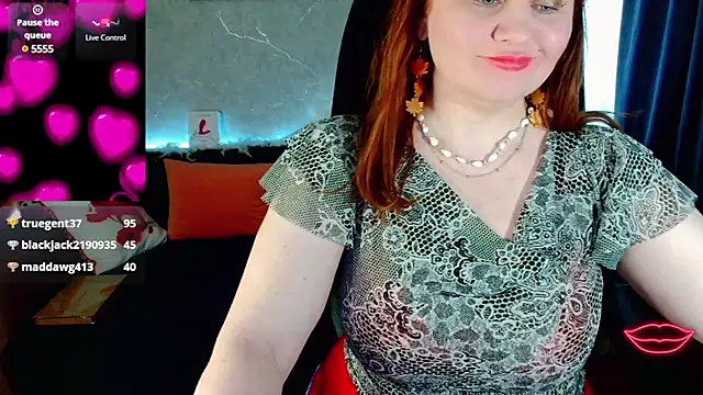 Nikki March online show from March 2025 09:23:02 AM