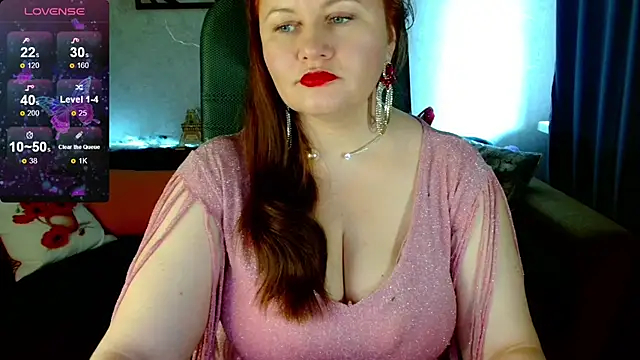 Nikki March online show from September 2025 08:54:01 AM