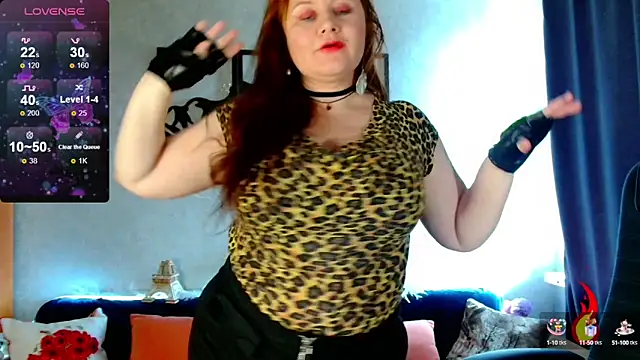 Nikki March online show from September 2025 08:48:01 AM