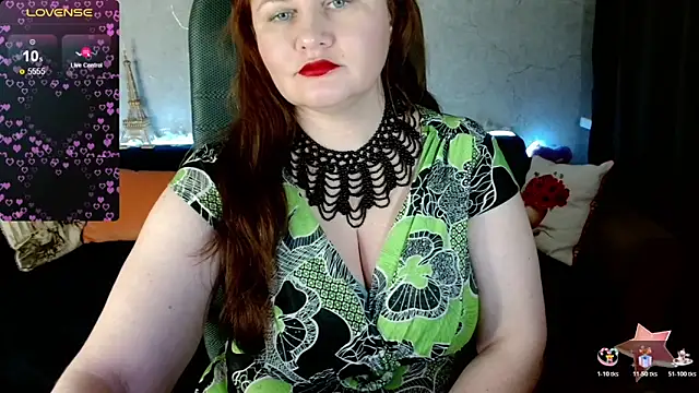 Snapshot of Nikki_March chatting on November 2025 05:06:02 PM Nikki March online show from November 2025 05:06:02 PM