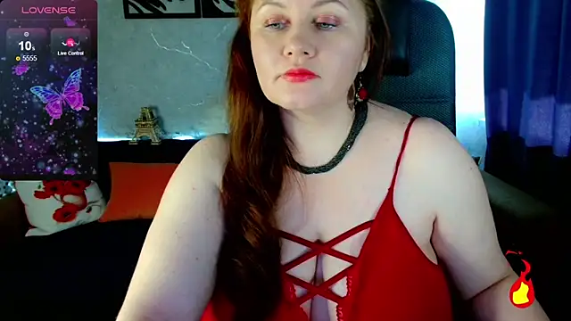 Nikki March online show from September 2025 07:52:02 AM