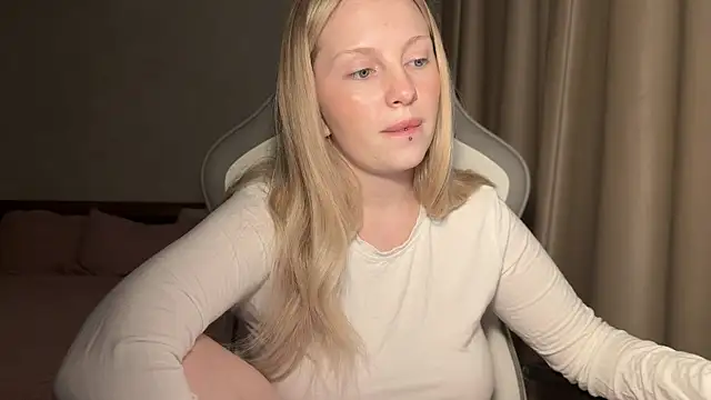 x ivy x online show from November 2025 04:07:01 PM